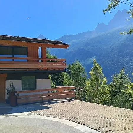Acorn * Chamonix